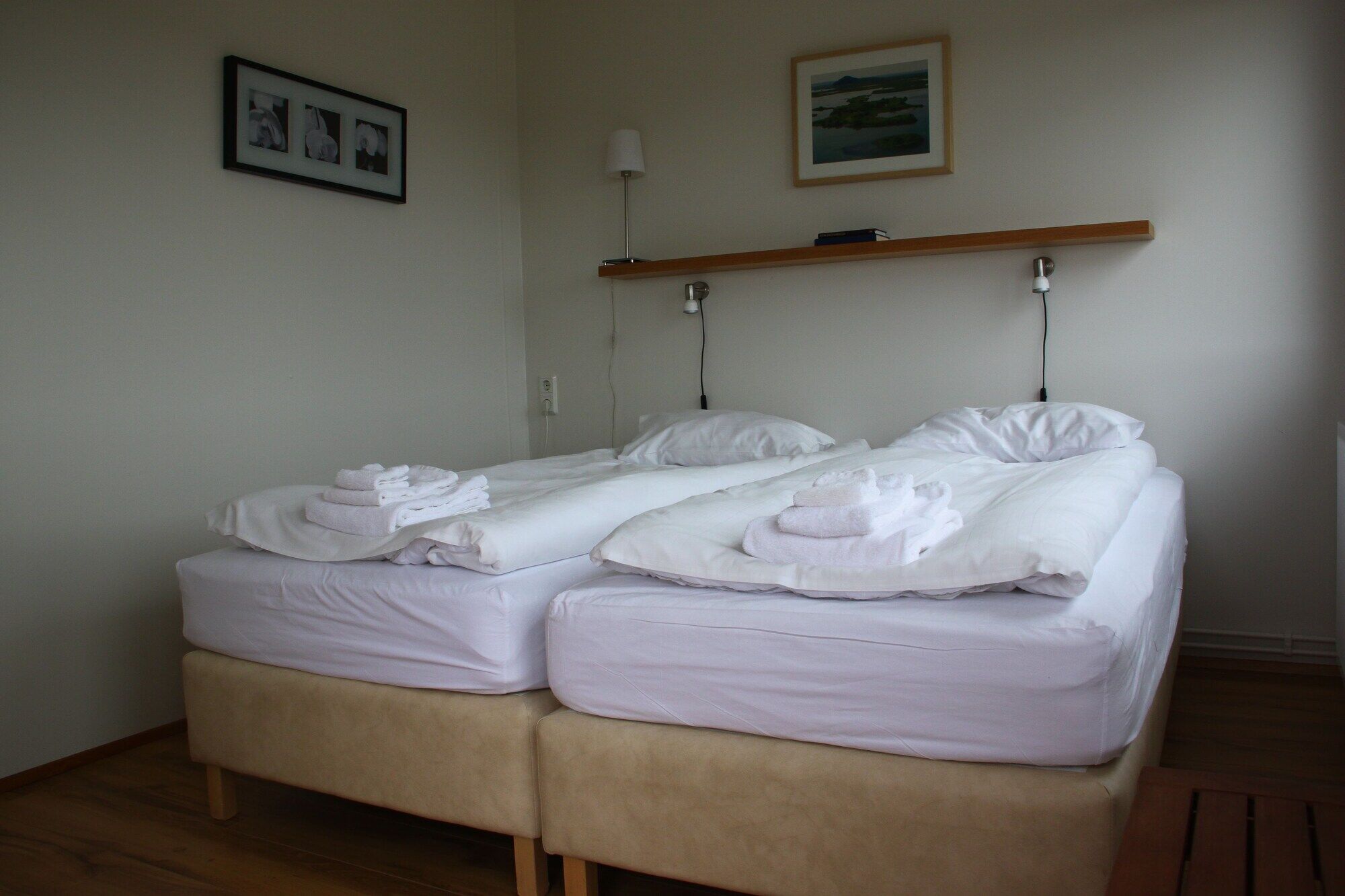 Hlid Bed And Breakfast Міватн Екстер'єр фото